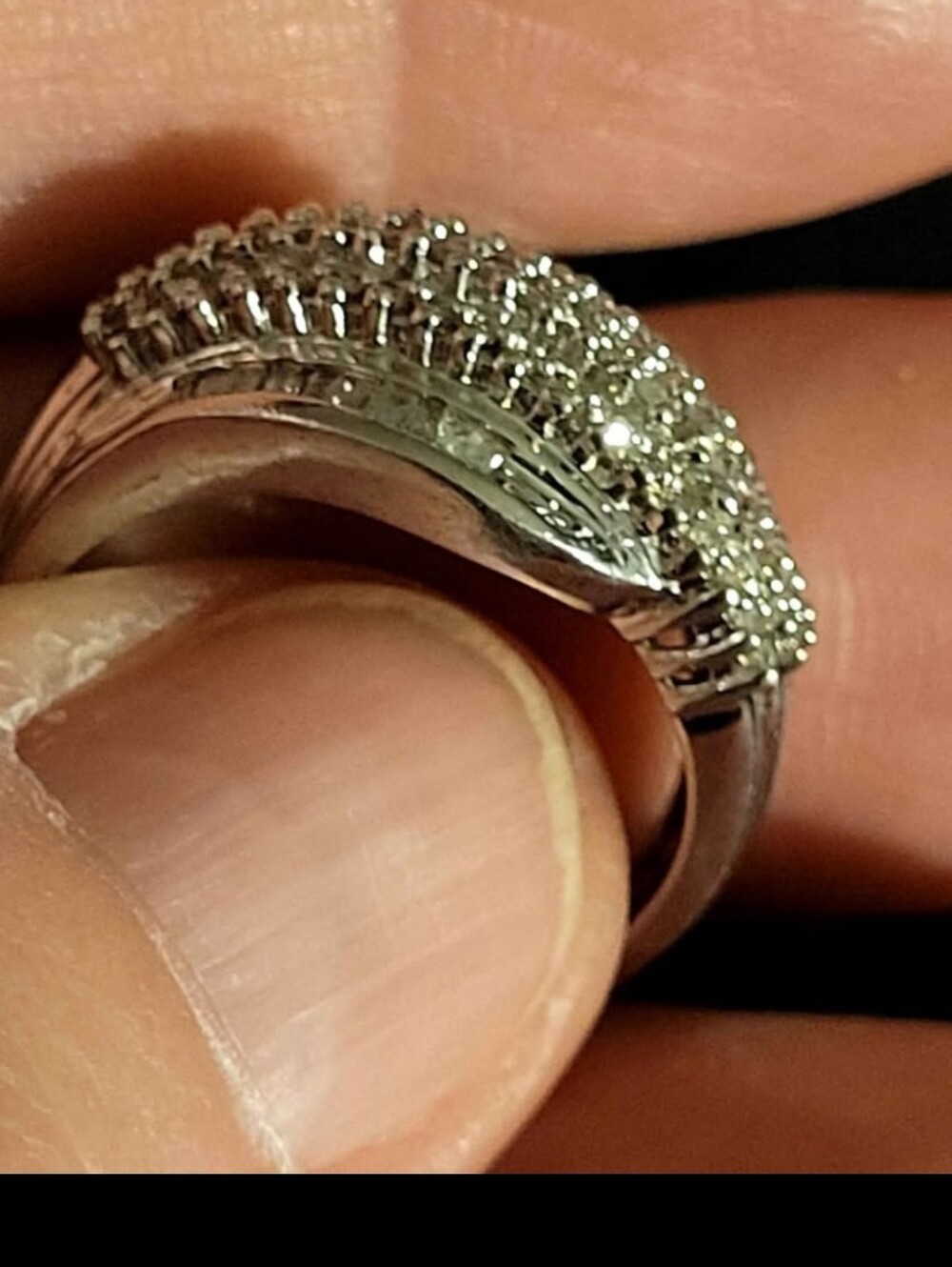 Diamond Ring - Picture 5 of 10